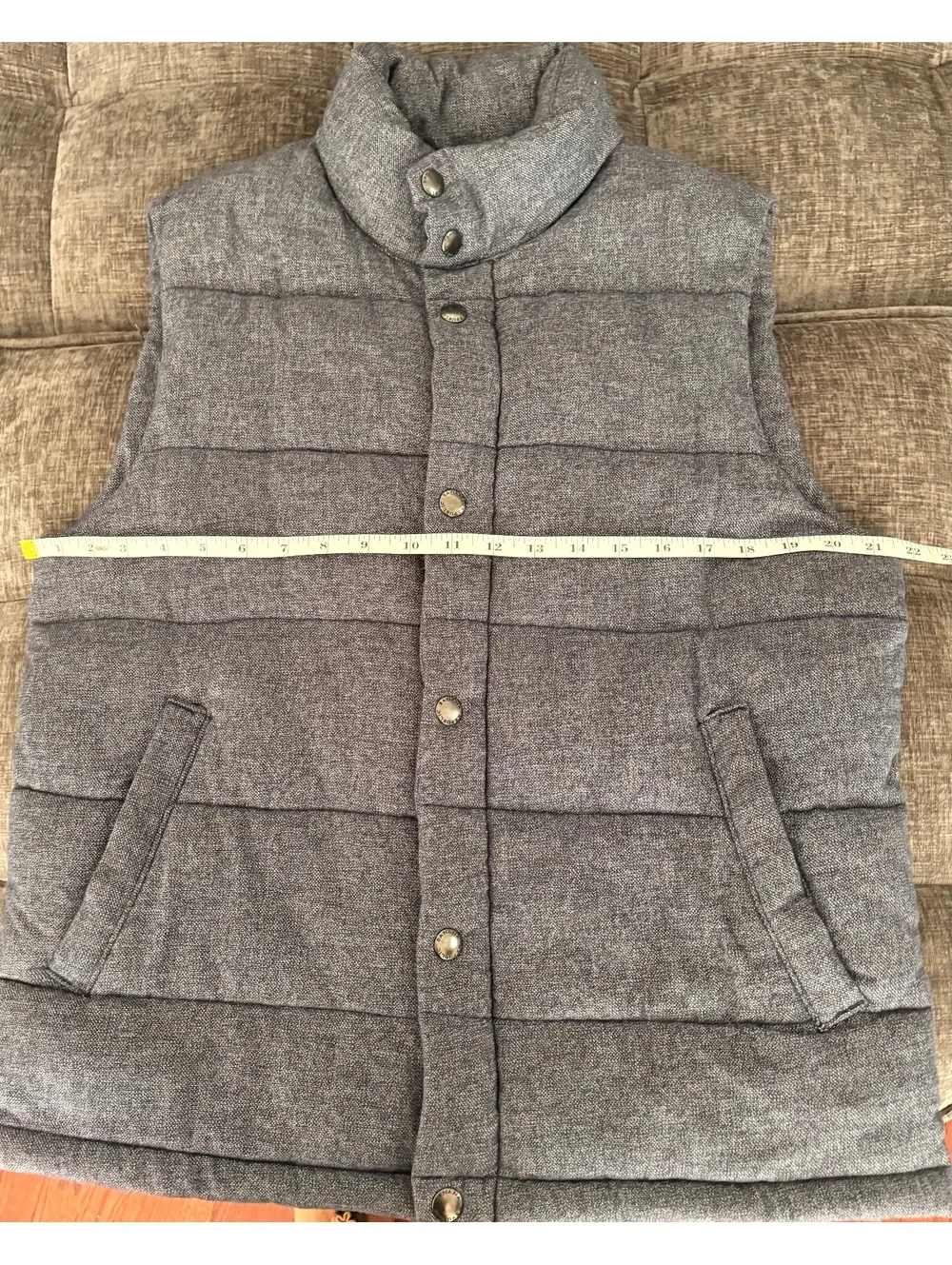 Banana Republic Men's Quilted Puffer Vest Size M in Heathered Gray